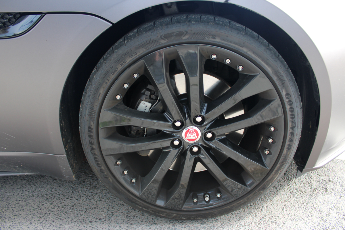 Jaguar F-Type — 28
