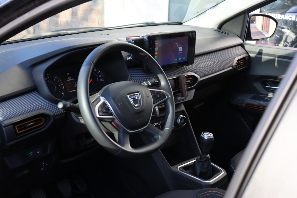 Dacia Sandero — 23