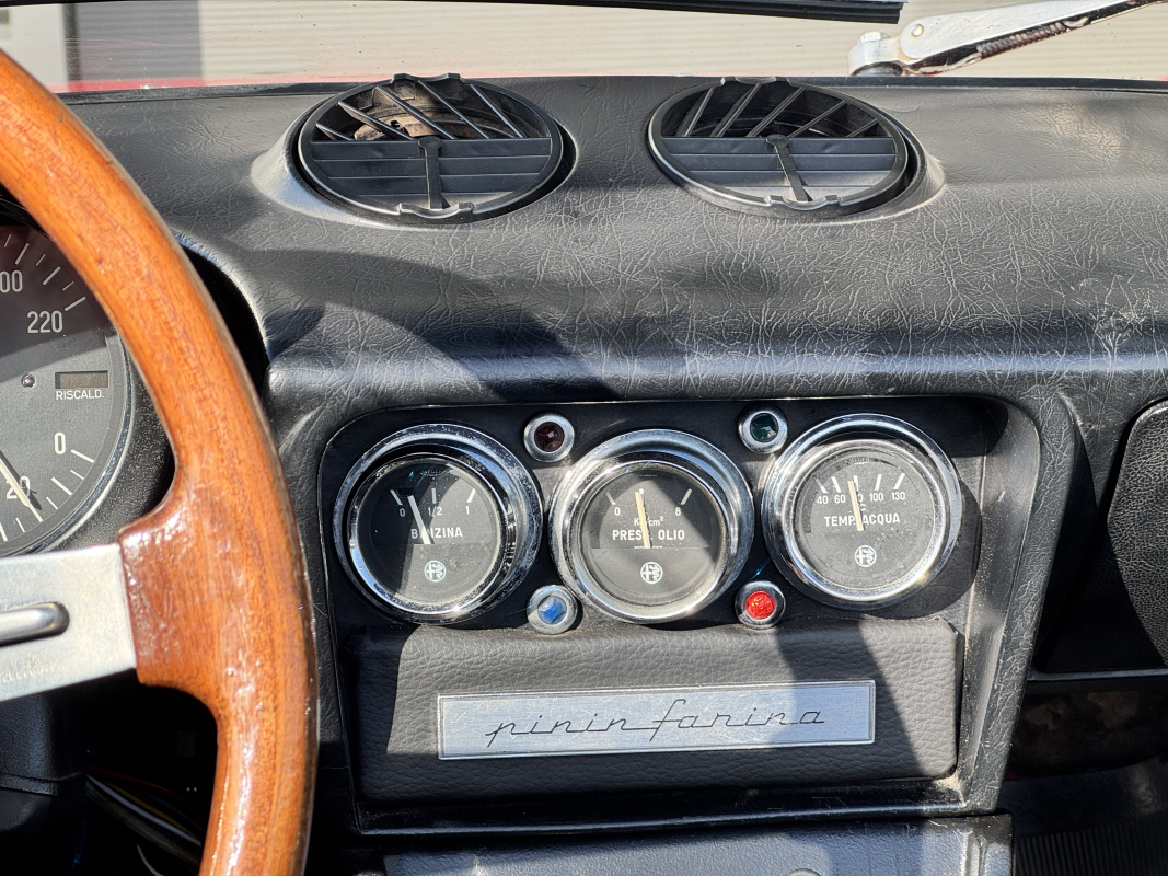 Alfa Romeo Spider — 21