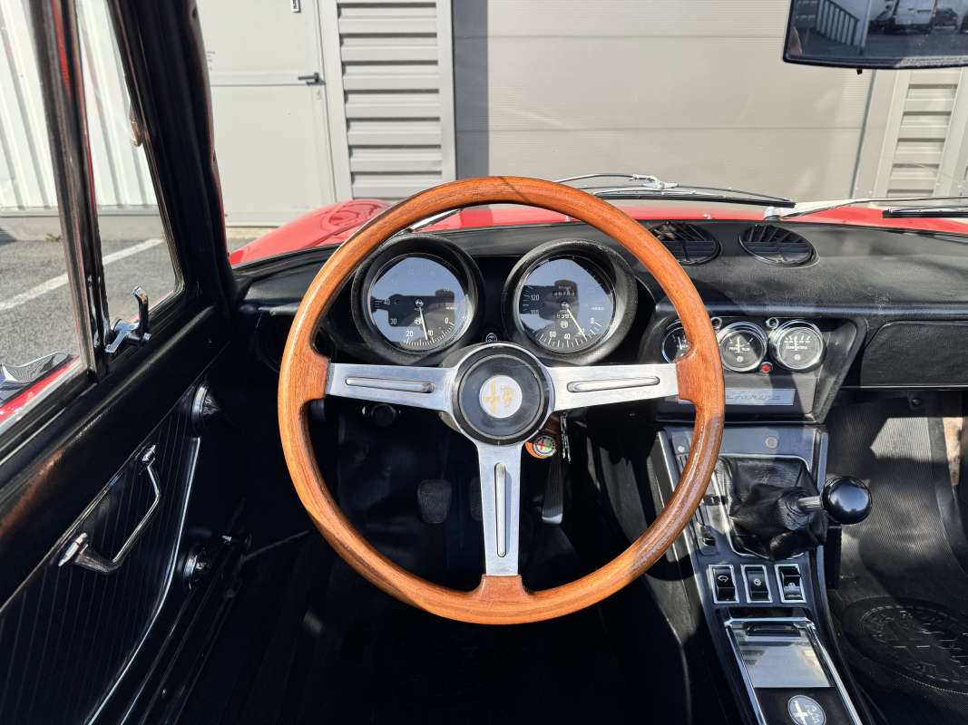 Alfa Romeo Spider — 15