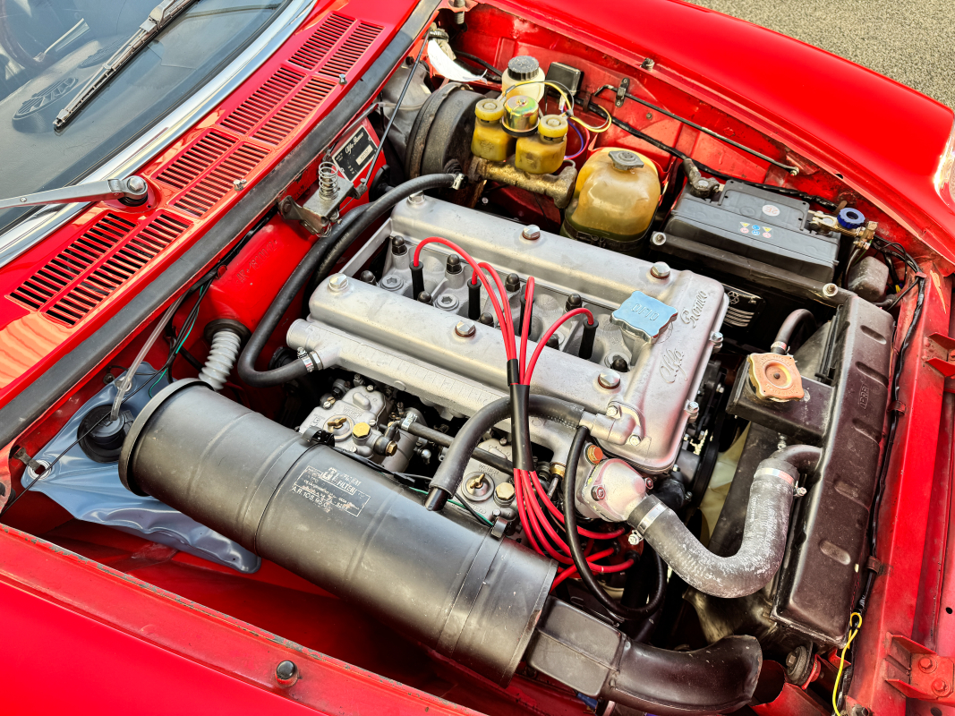 Alfa Romeo Spider — 24