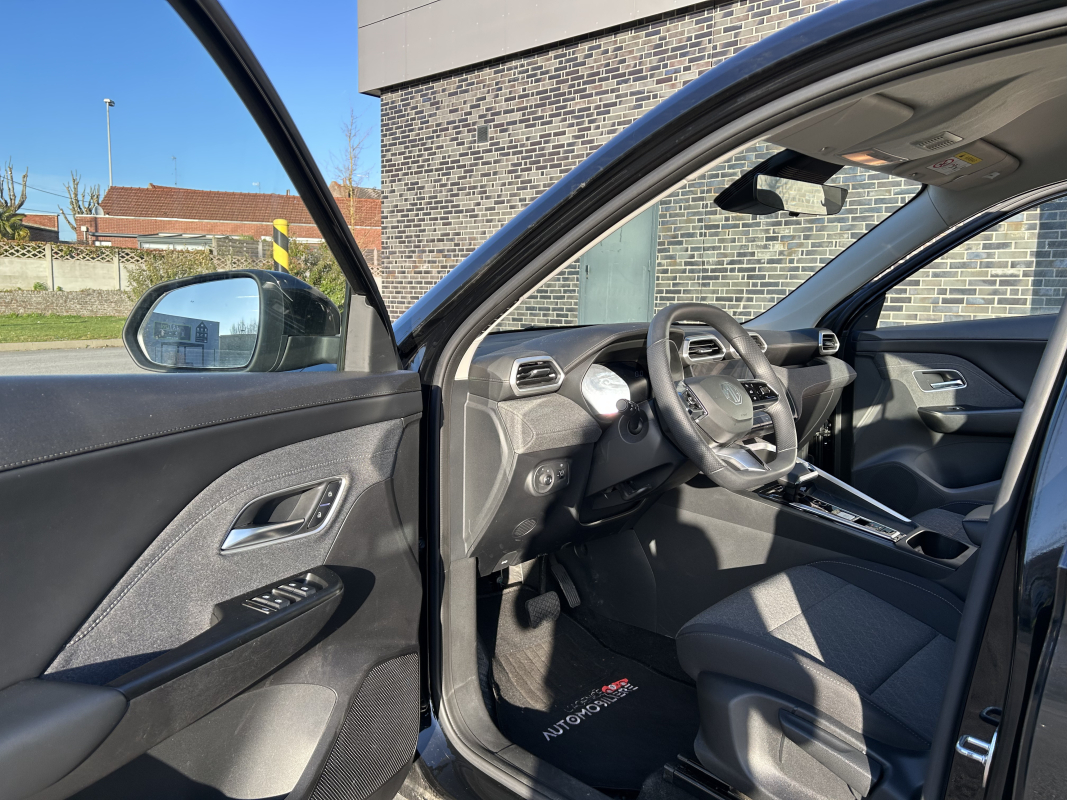 MG ZS — 17