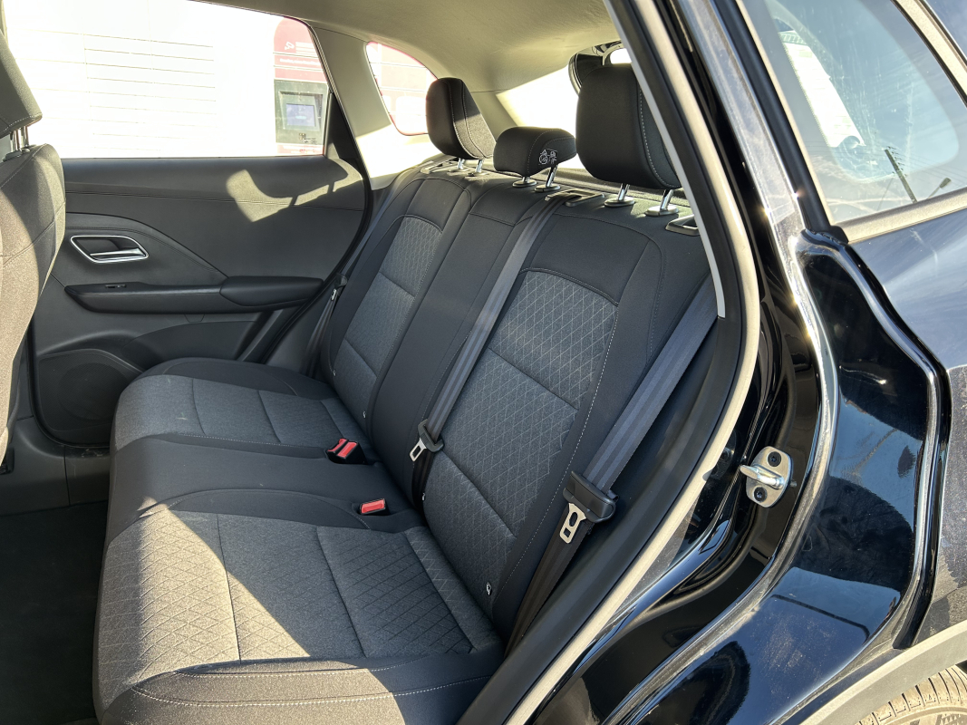 MG ZS — 31