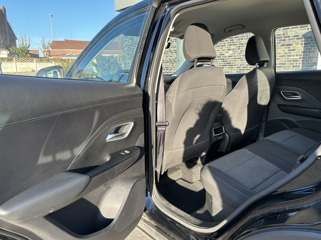 MG ZS — 30