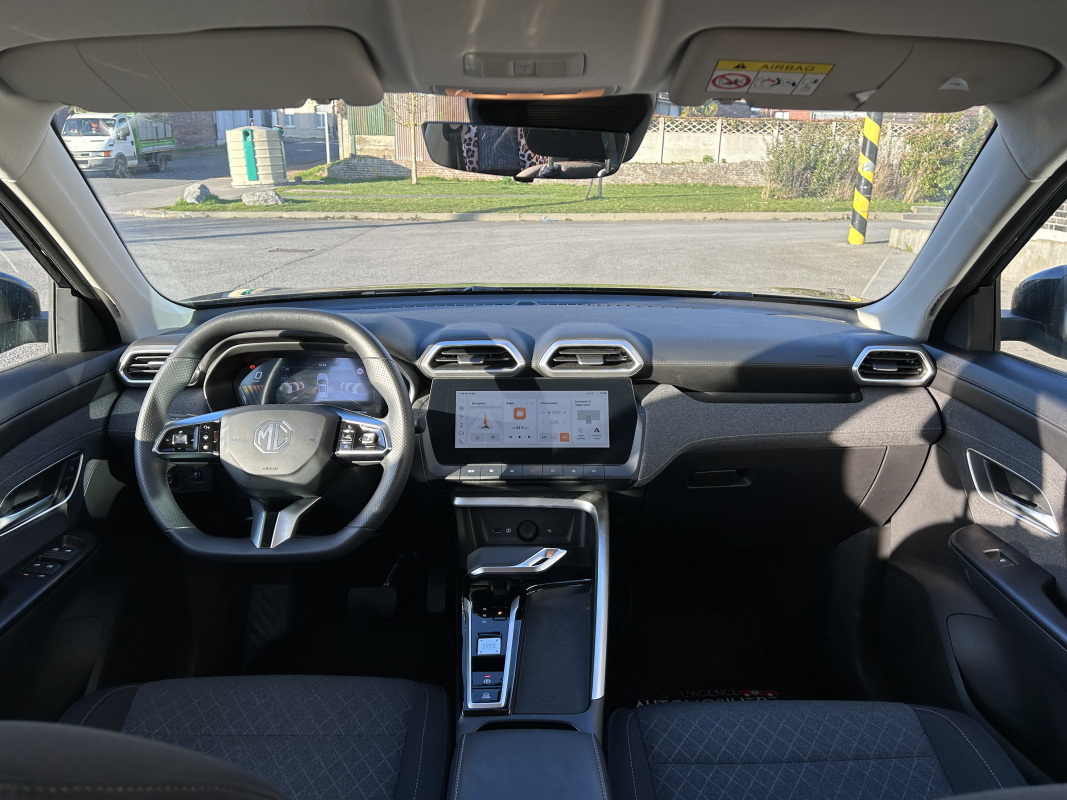 MG ZS — 27