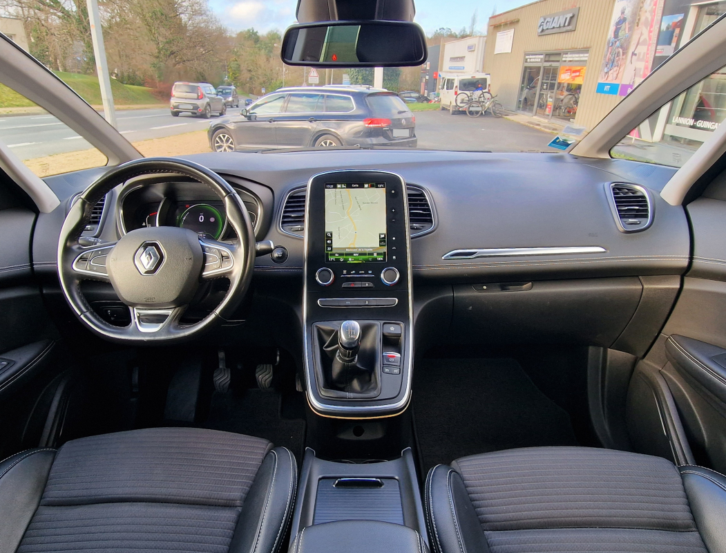Renault Scenic — 10