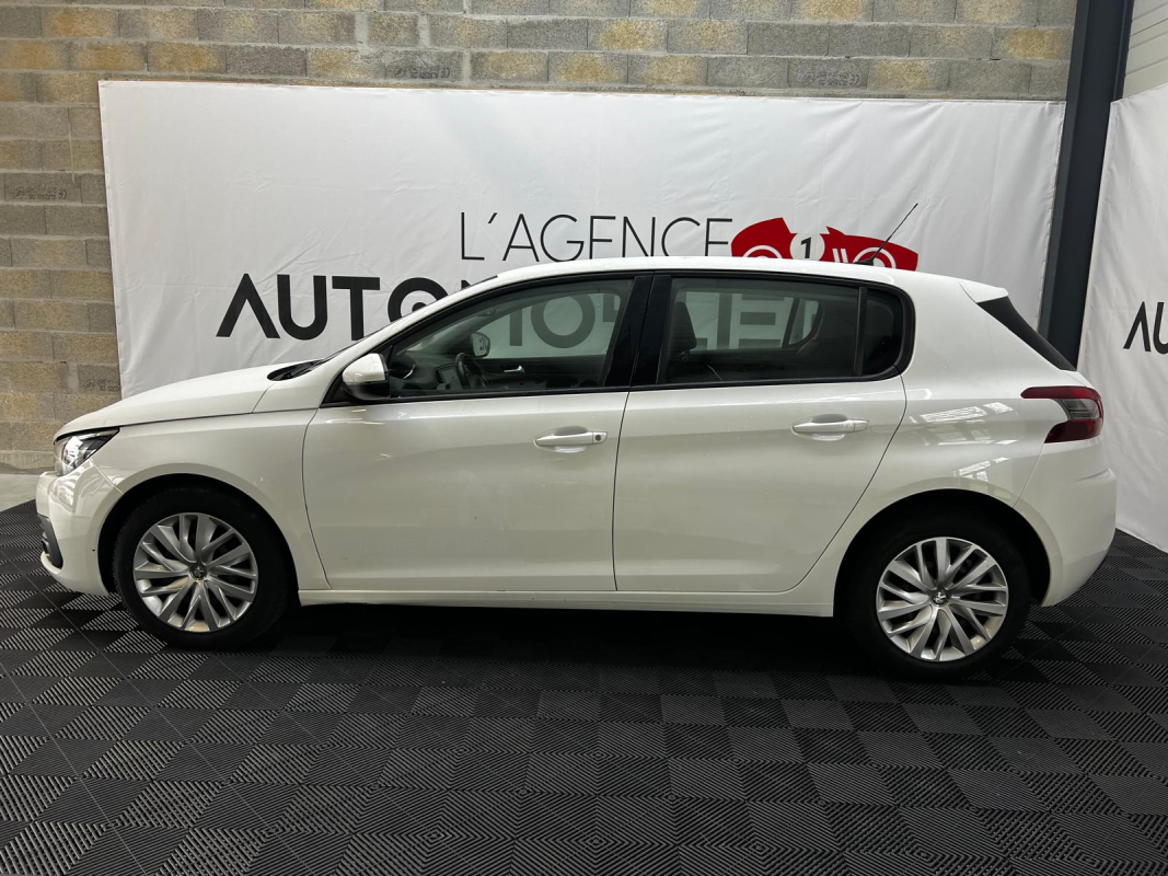 Peugeot 308 — 3