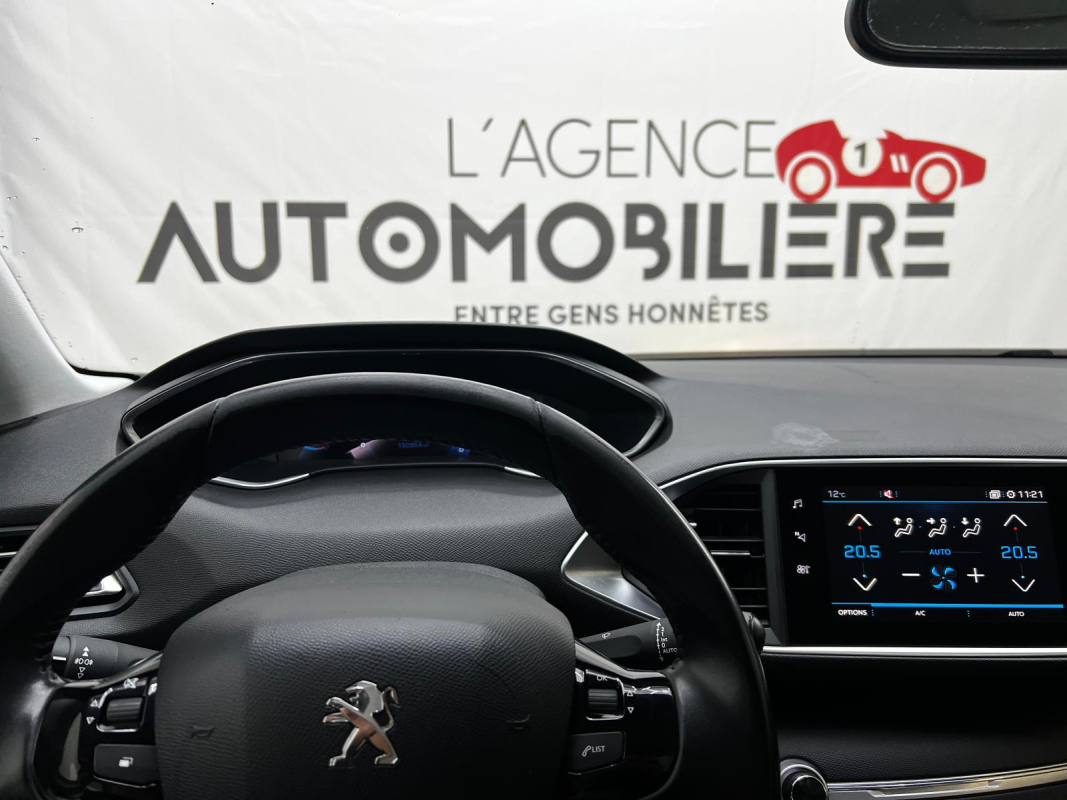 Peugeot 308 — 17