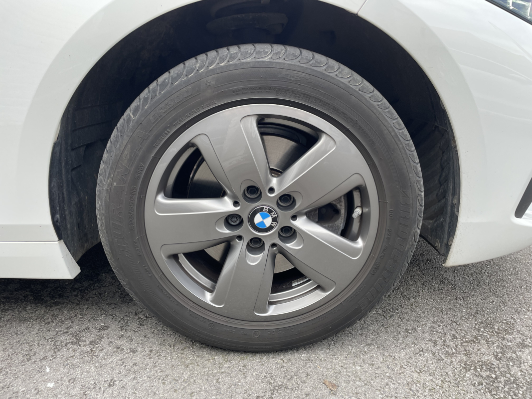 Bmw Série 1 — 27