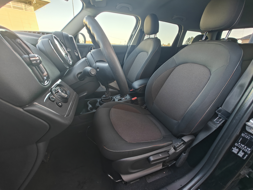 Mini Countryman — 10