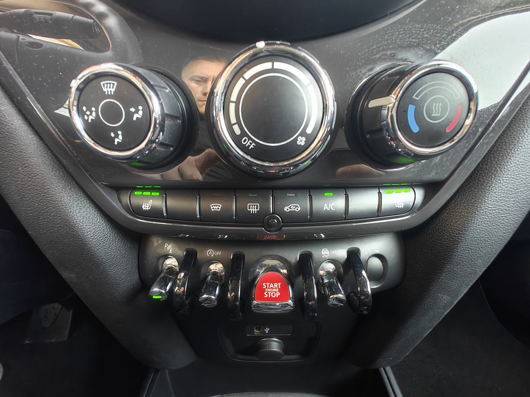 Mini Countryman — 26