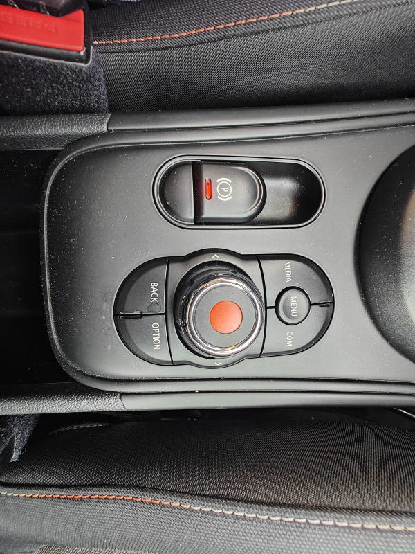 Mini Countryman — 28