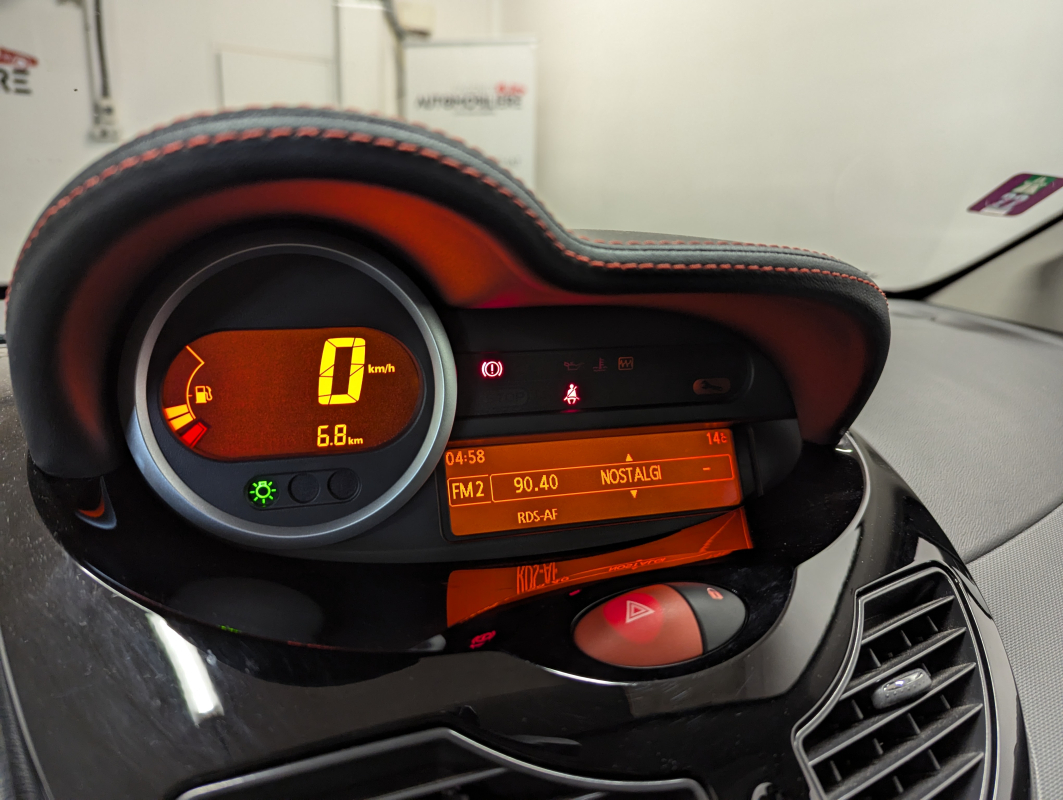 Renault Twingo — 19