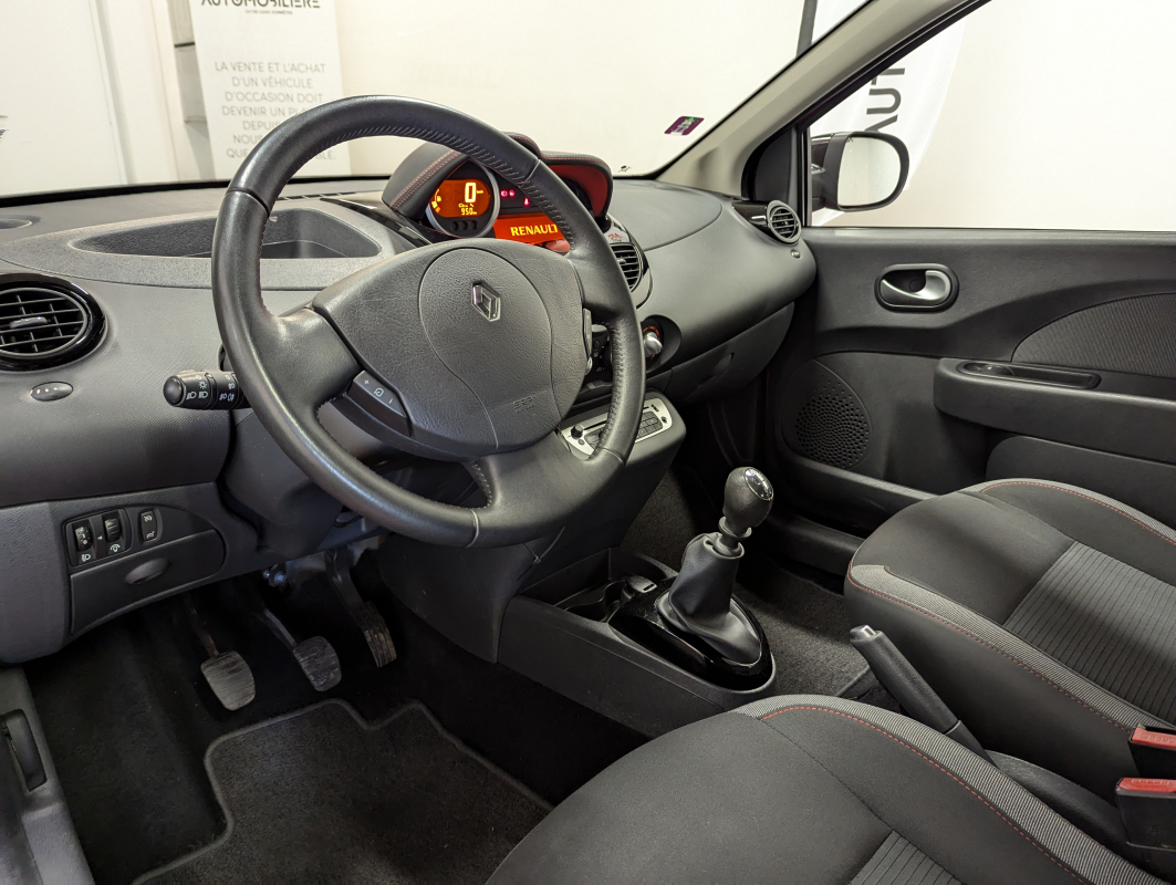 Renault Twingo — 7