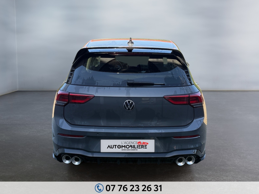 Volkswagen Golf — 4