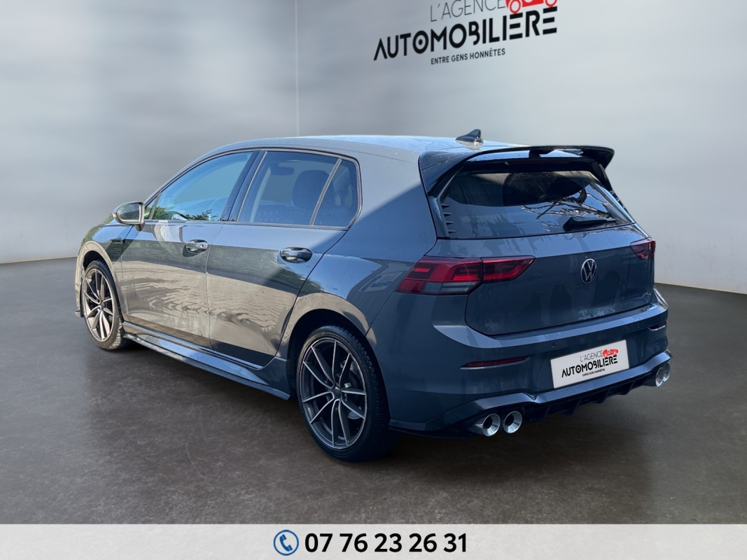 Volkswagen Golf — 5