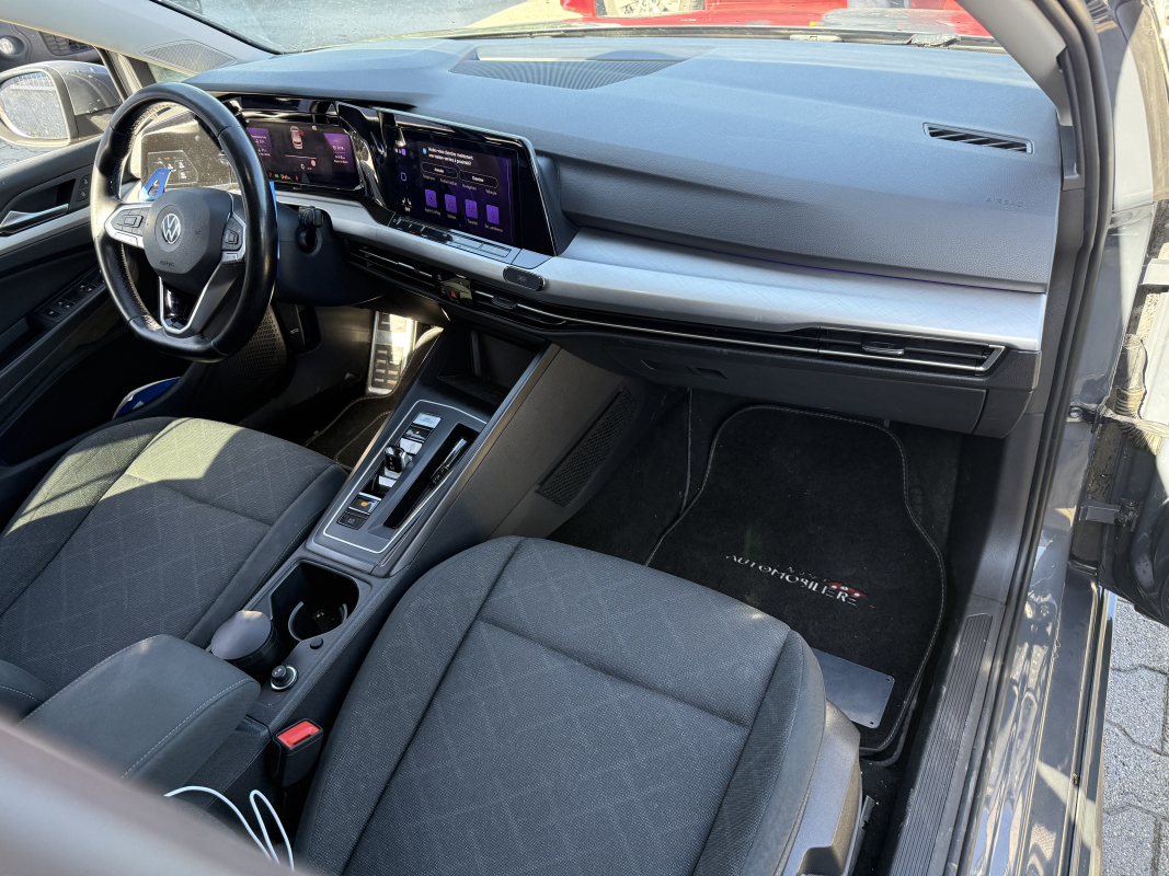 Volkswagen Golf — 11