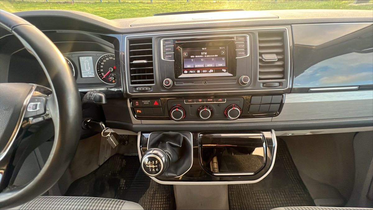 Volkswagen California — 32