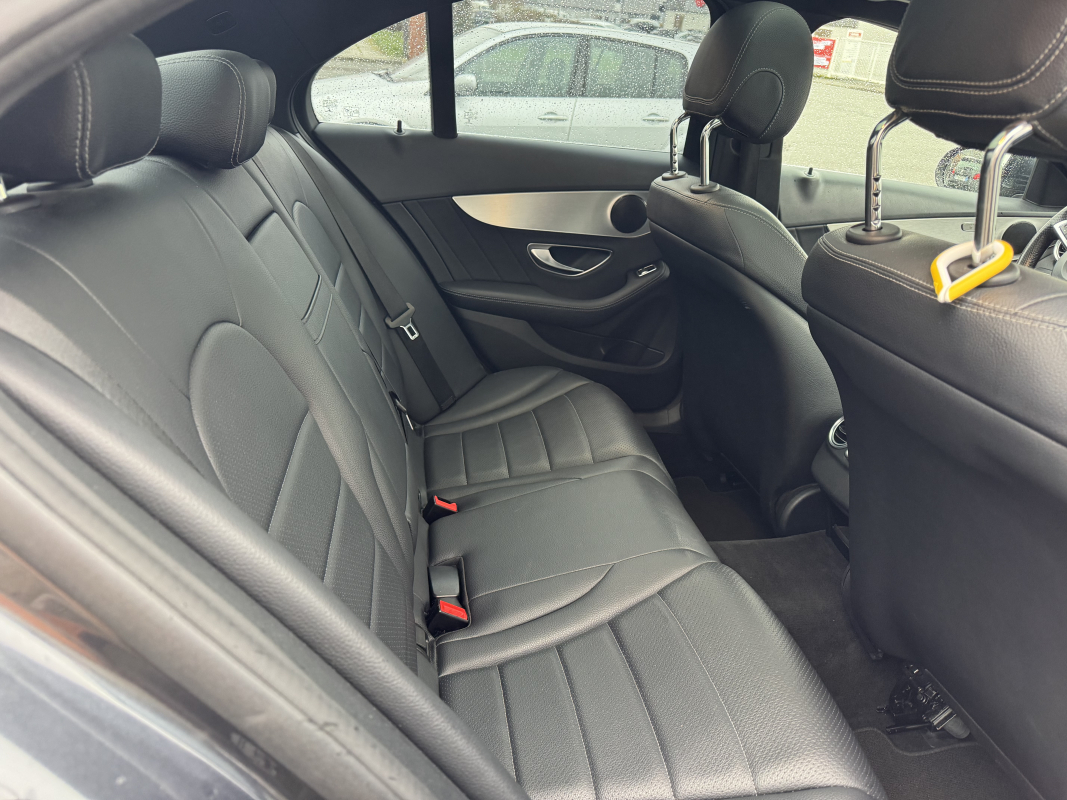 Mercedes Classe C — 21