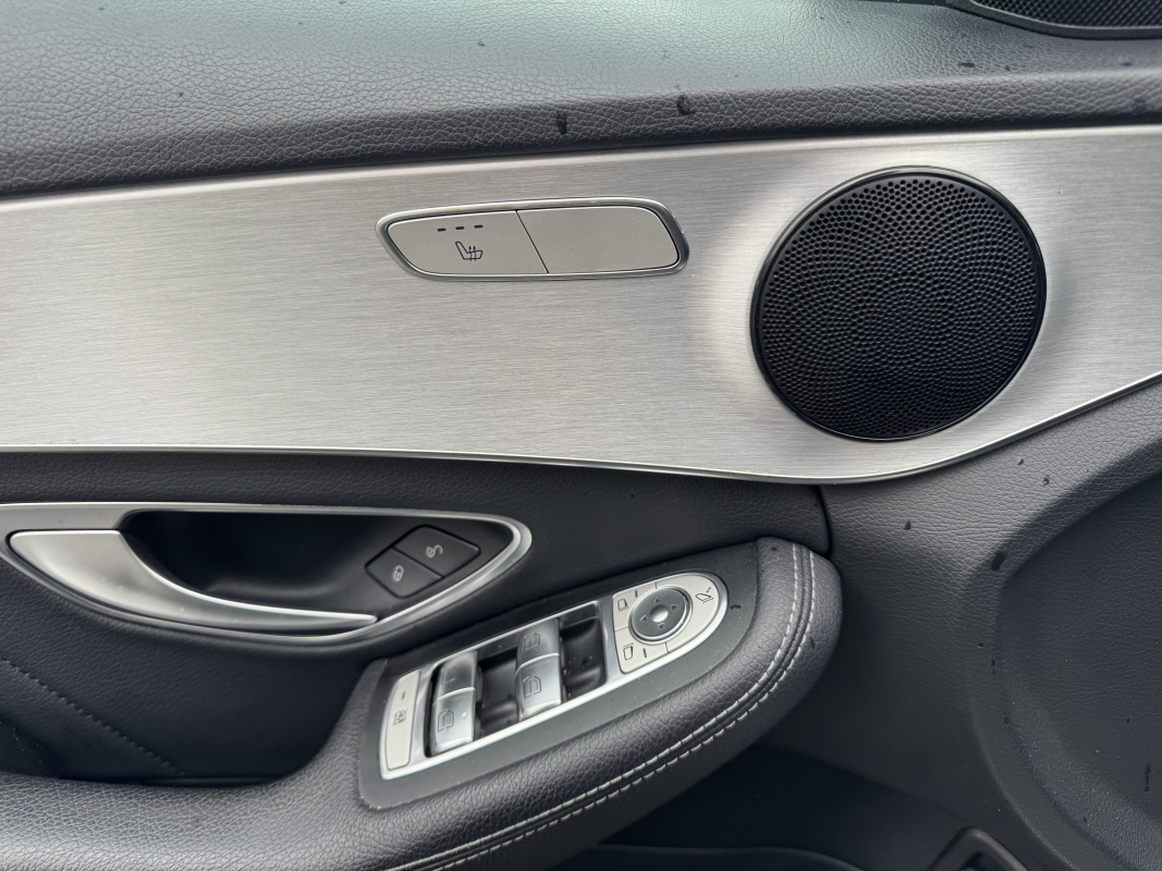 Mercedes Classe C — 27