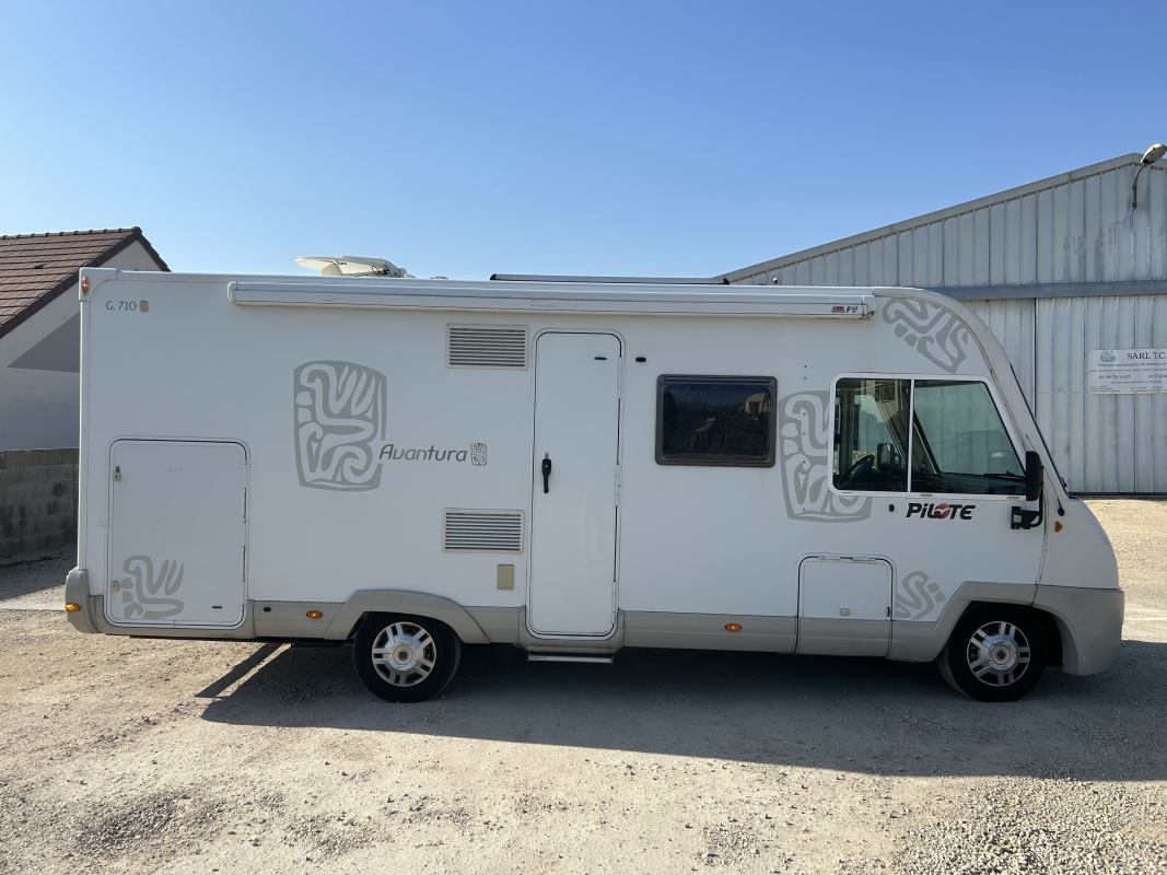 Fiat / Pilote Aventura — 8