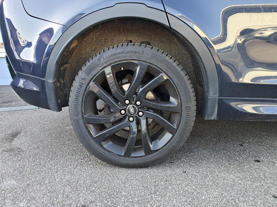 Land Rover Discovery Sport — 39