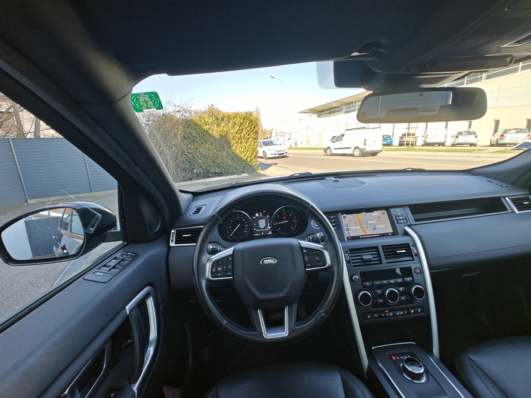 Land Rover Discovery Sport — 18