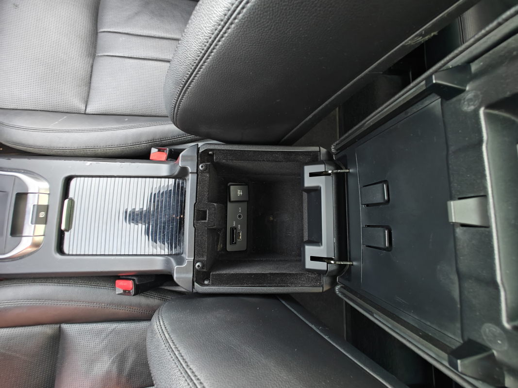 Land Rover Discovery Sport — 36