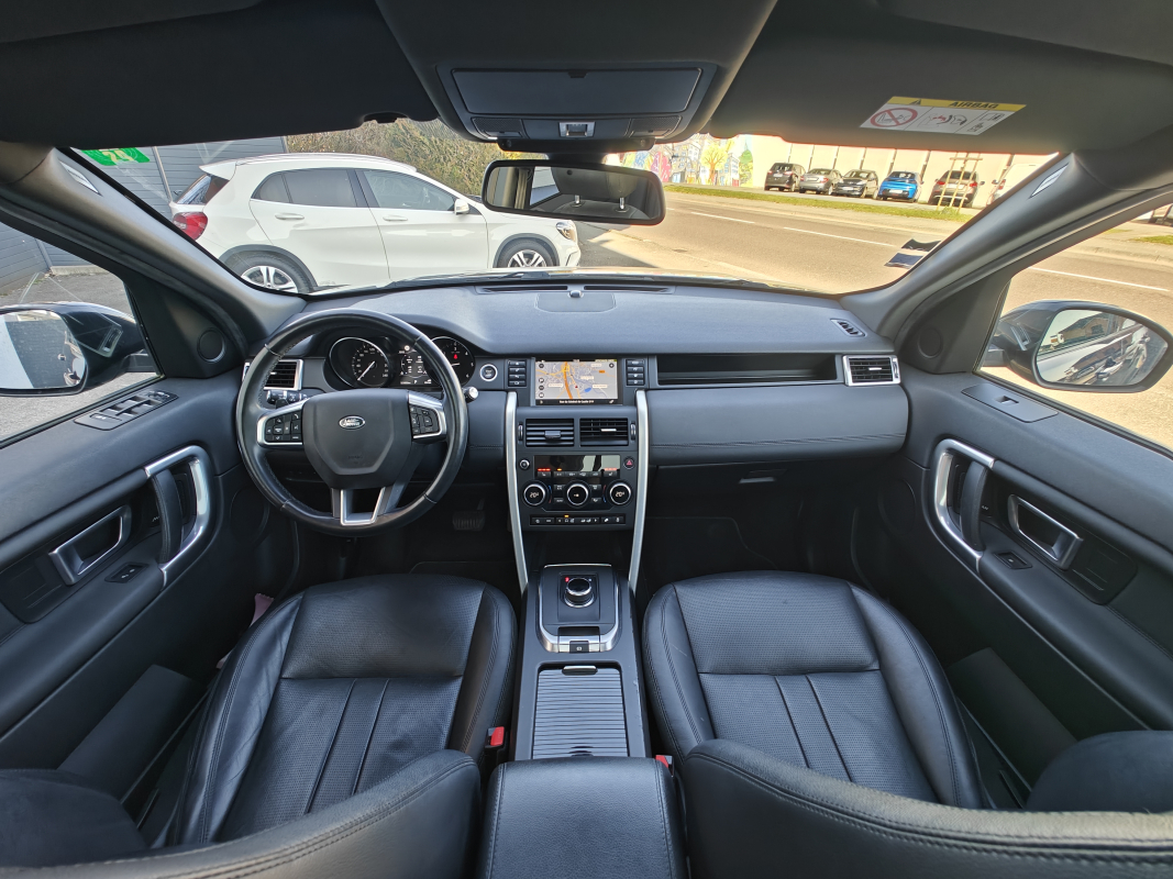 Land Rover Discovery Sport — 17
