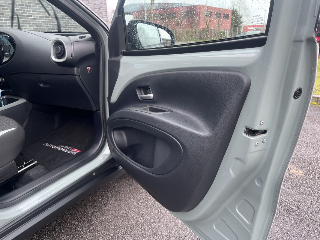 Toyota Aygo X — 12