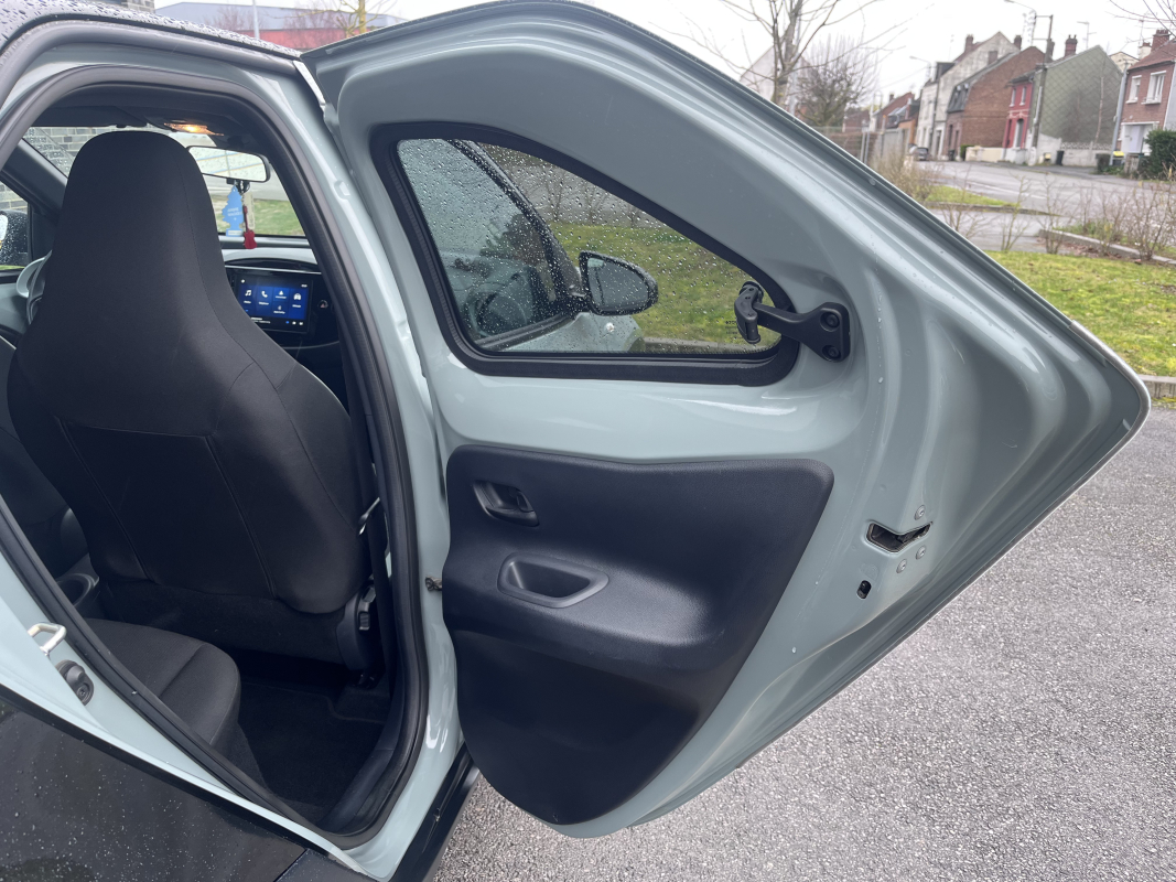 Toyota Aygo X — 24
