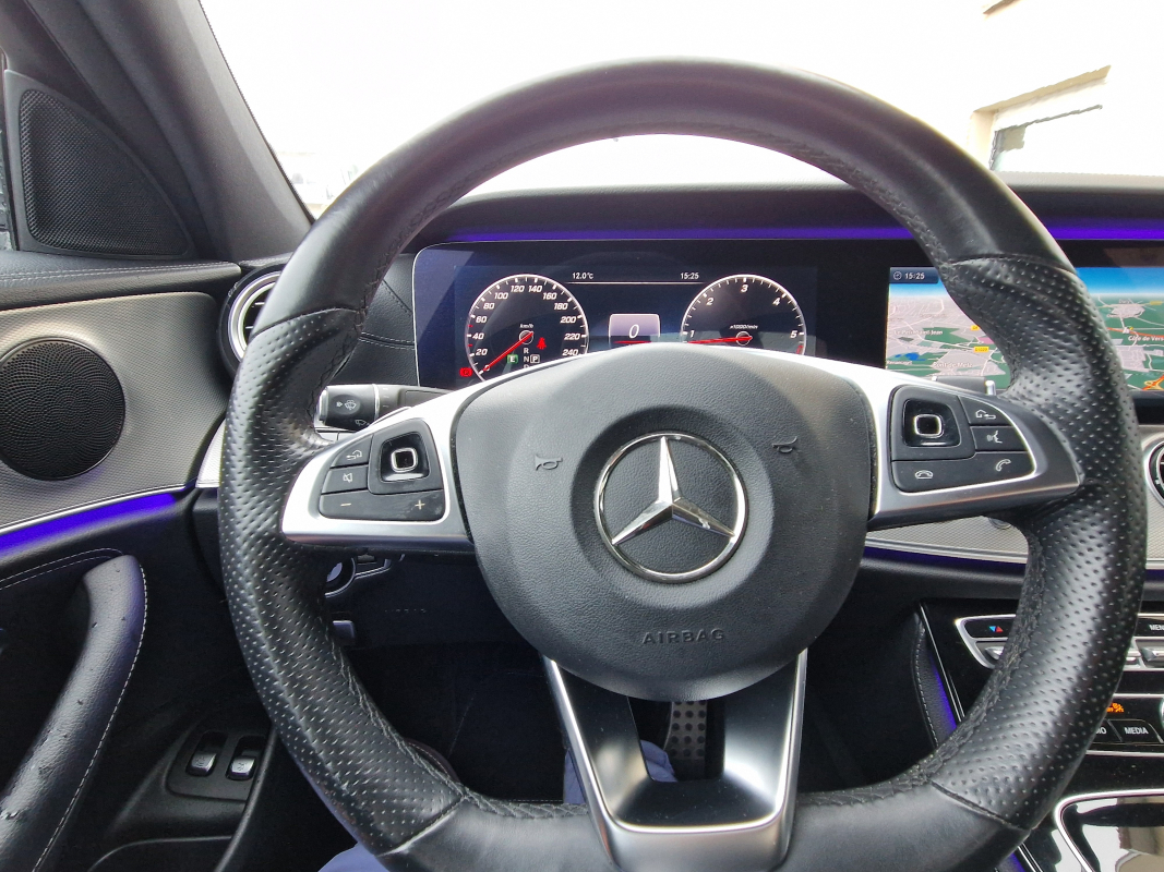 Mercedes Classe E — 13
