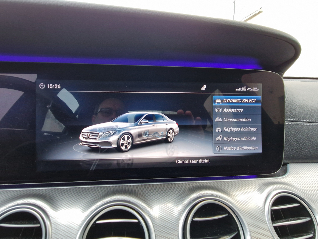 Mercedes Classe E — 15