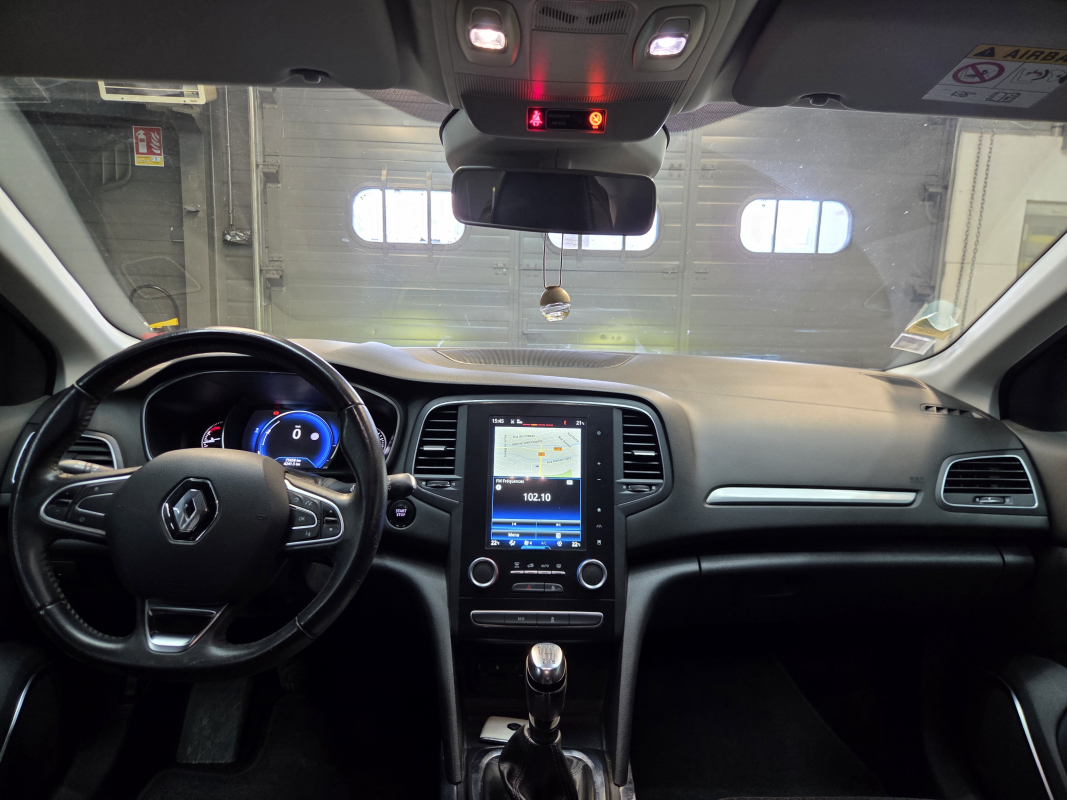 Renault Megane — 14
