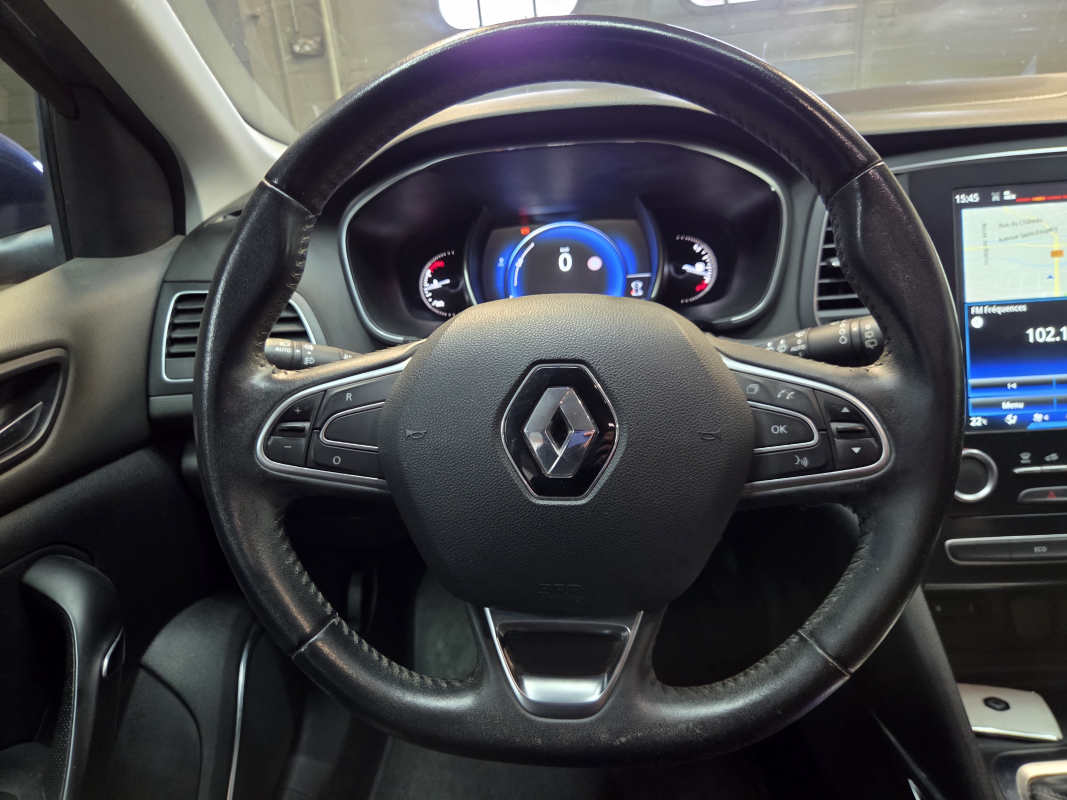Renault Megane — 12