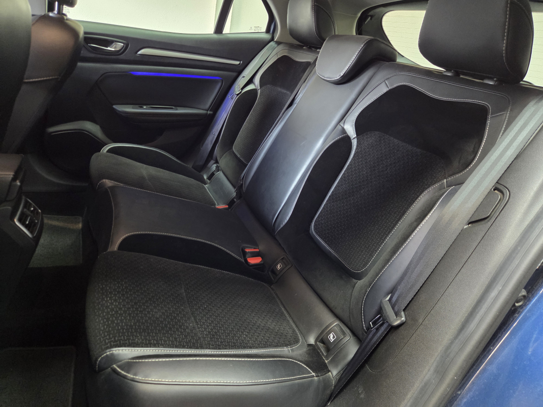 Renault Megane — 17