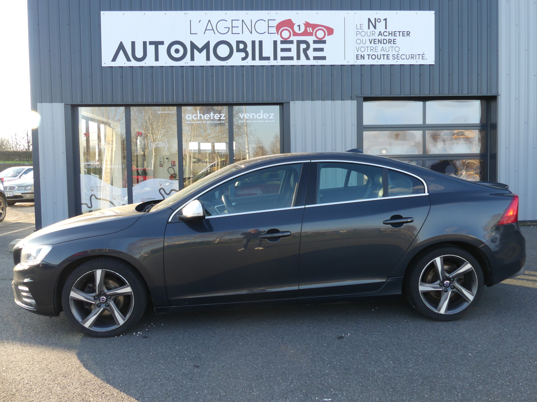 Volvo S60 — 2