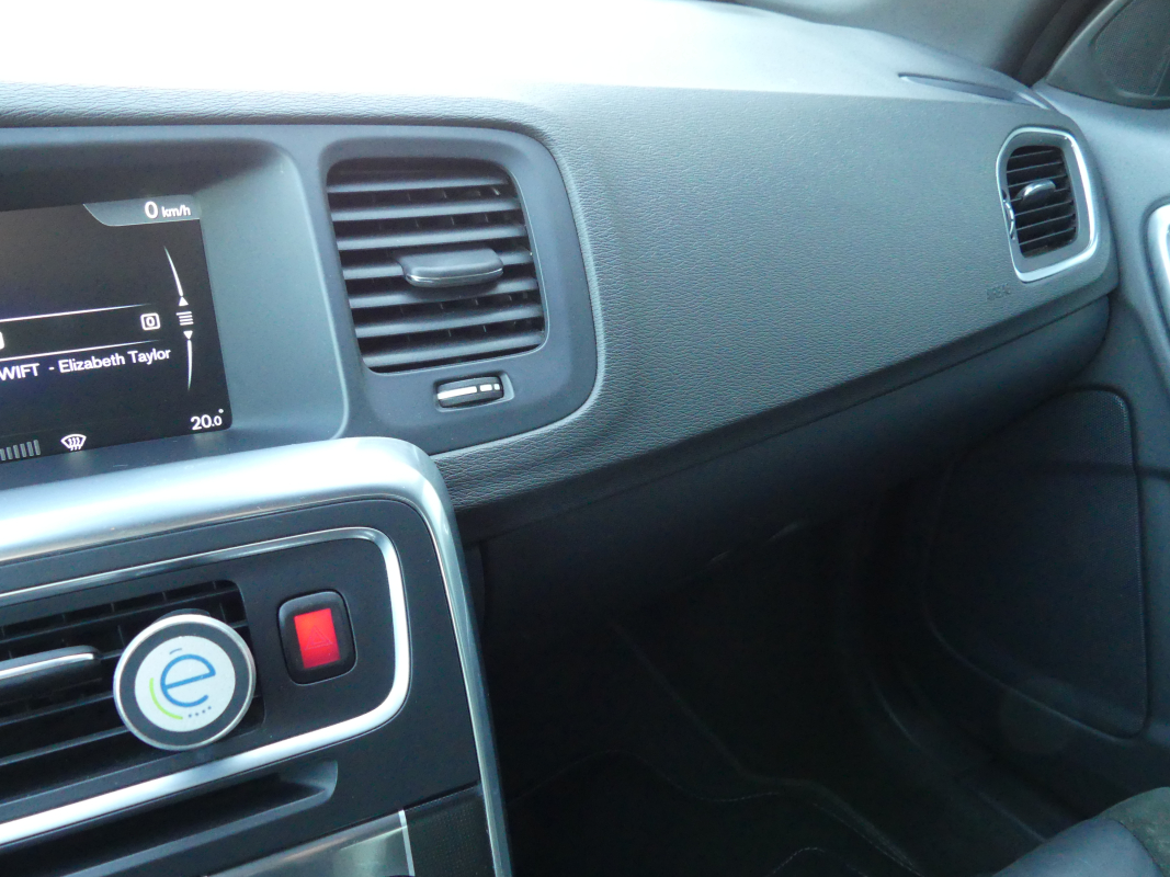 Volvo S60 — 28