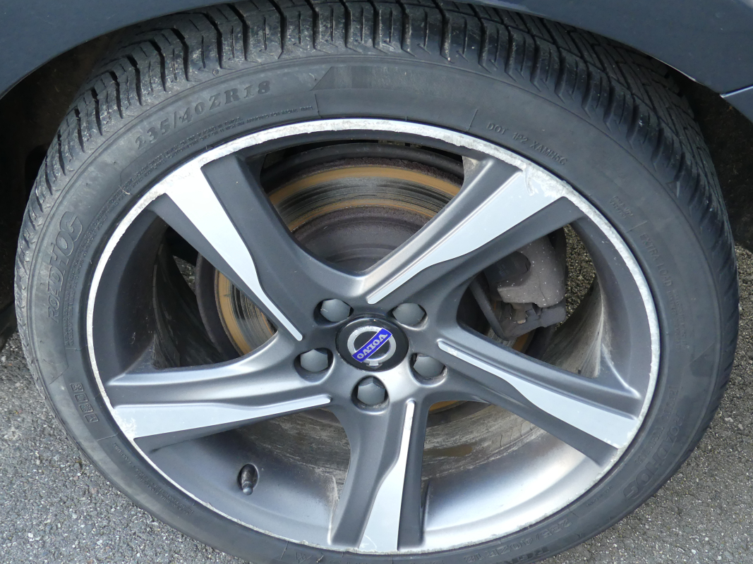 Volvo S60 — 24