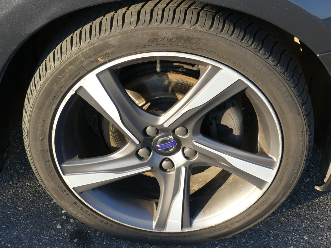 Volvo S60 — 25