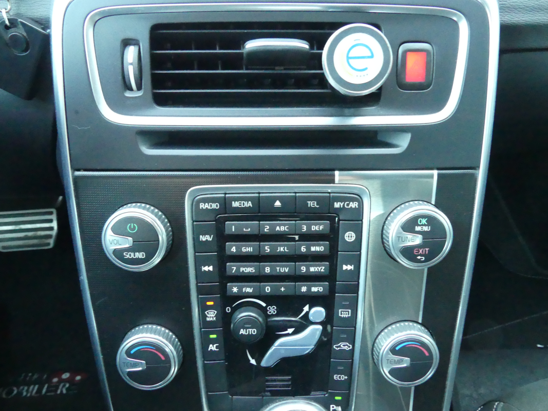 Volvo S60 — 14