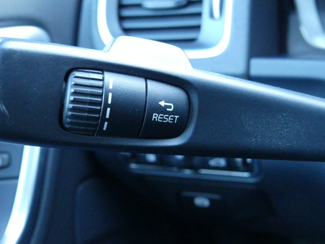 Volvo S60 — 27