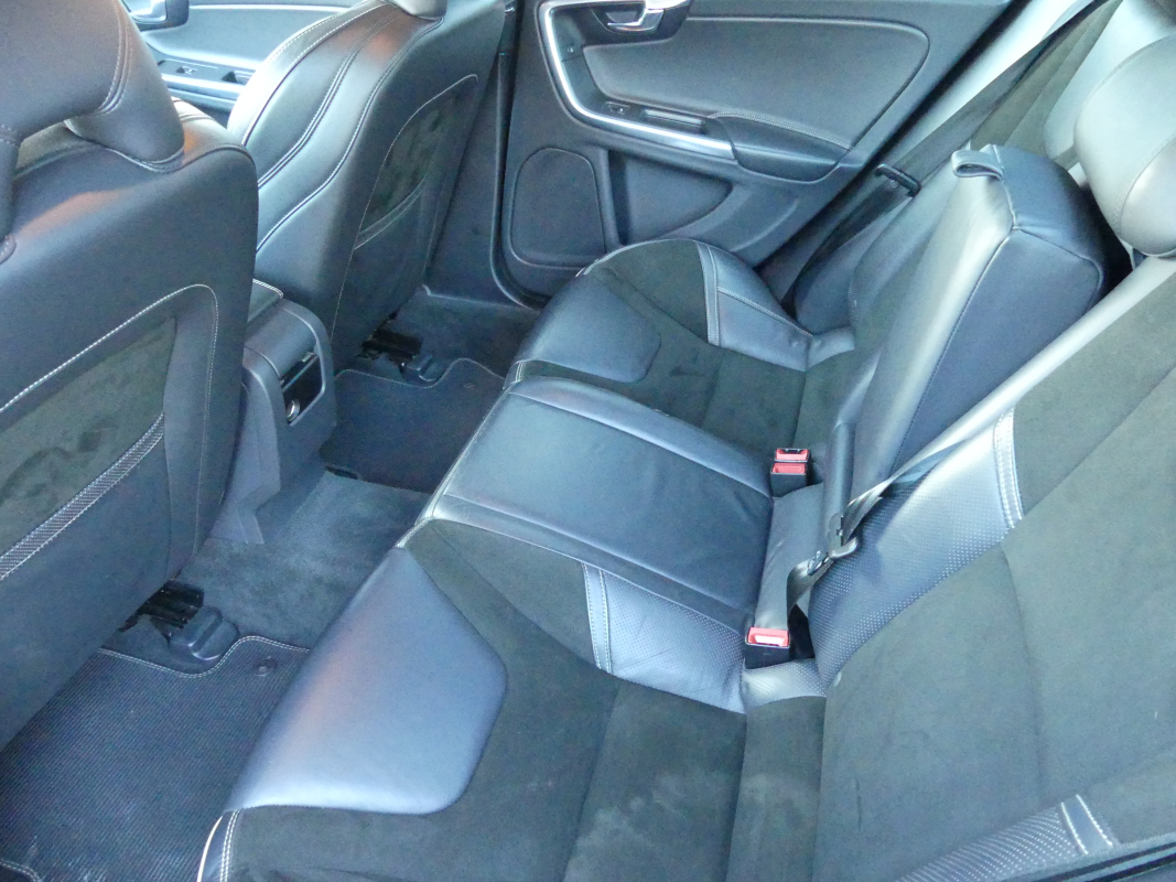 Volvo S60 — 10