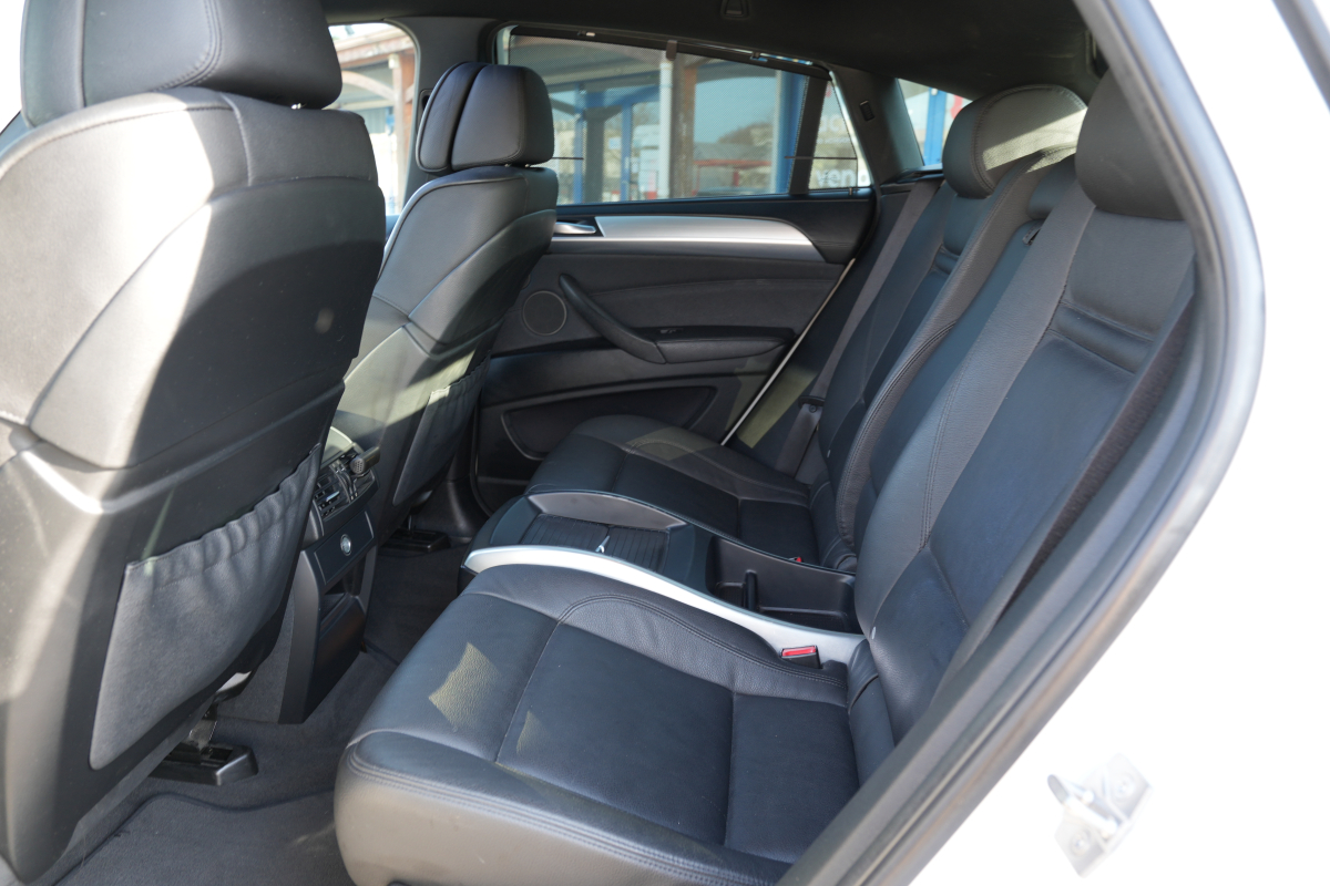 Bmw X6 — 40