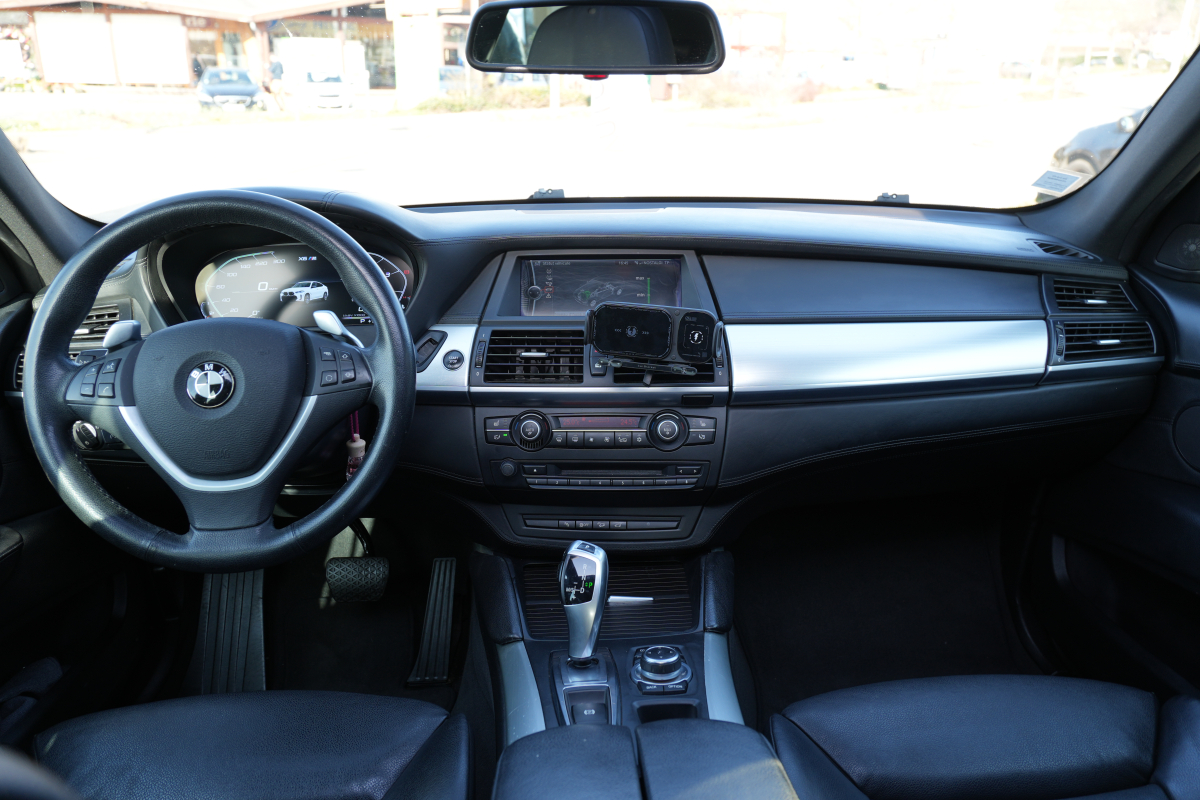 Bmw X6 — 11