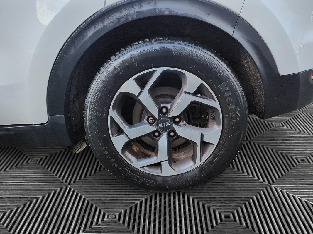 Kia Sportage — 22