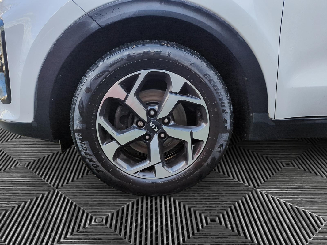 Kia Sportage — 21