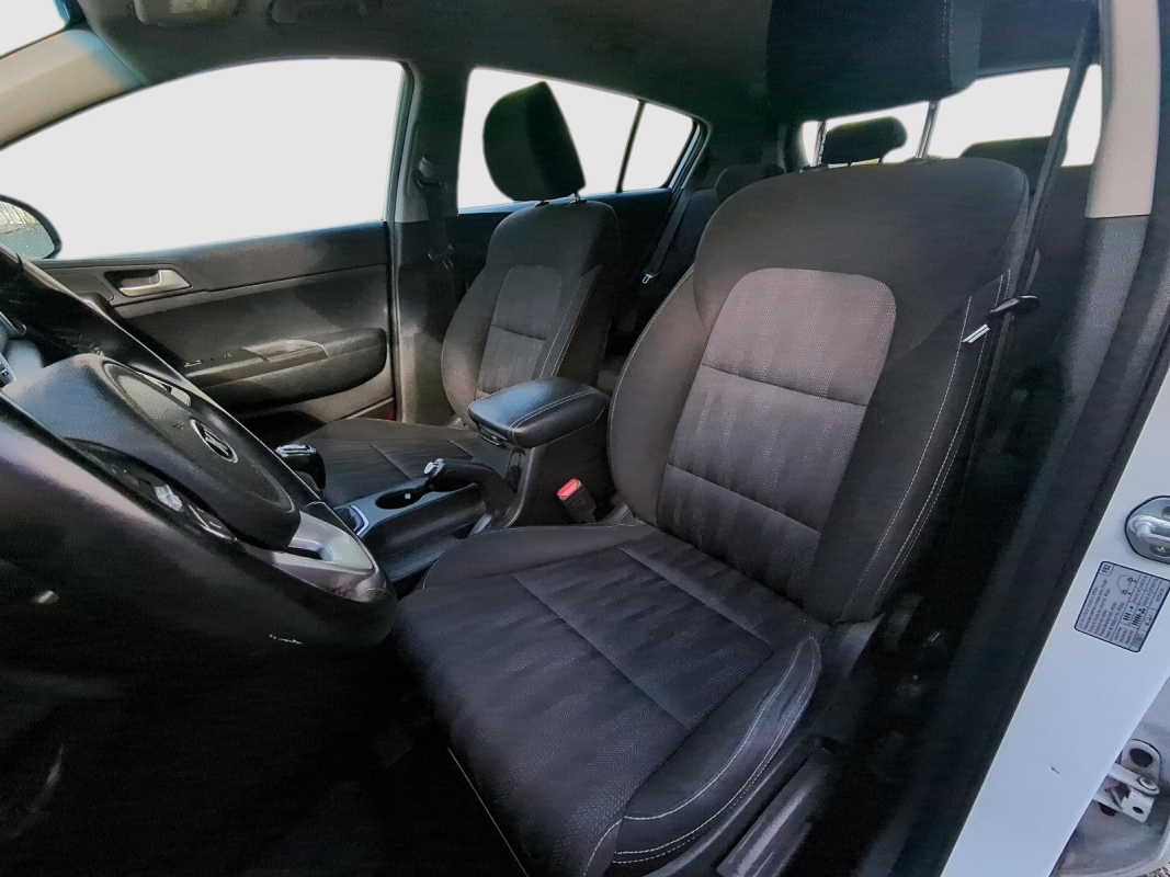 Kia Sportage — 7