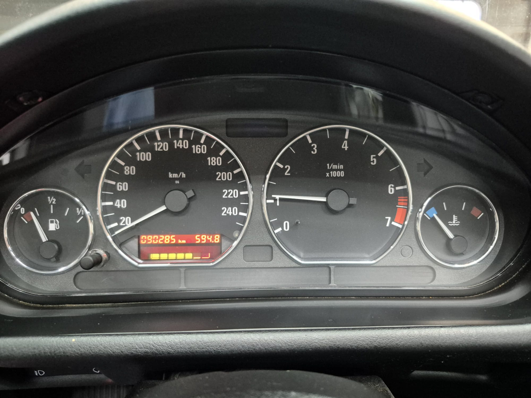 Bmw Z3 — 24