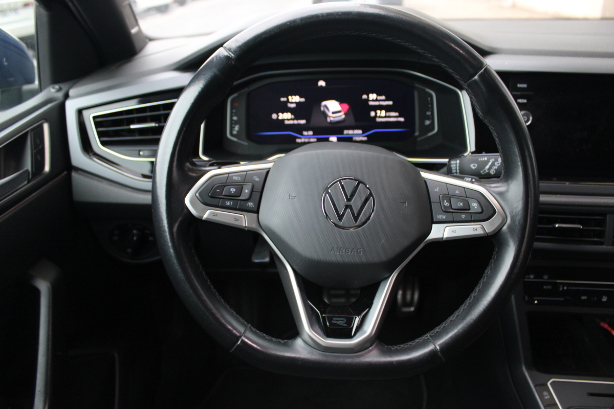 Volkswagen Polo — 15